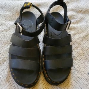Dr.Martens Blaire Sandals